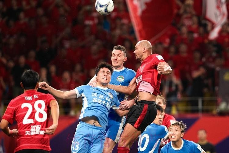 足协杯半决赛综述 - 河南点球过关 国安大胜晋级